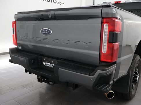 Used 2023 Ford F250 XLT w/ XLT Premium Package AWD/4WD image 29