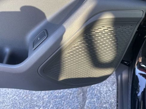 New 2026 Chevrolet Traverse LT w/ Driver Confidence Package image 14