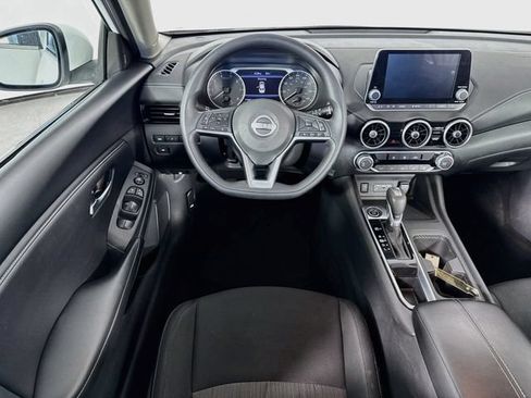 Used 2024 Nissan Sentra SV FWD image 20