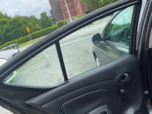 Used 2015 Nissan Versa S image 9