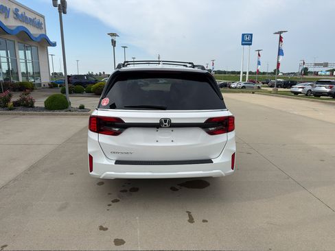 New 2026 Honda Odyssey EX-L image 6