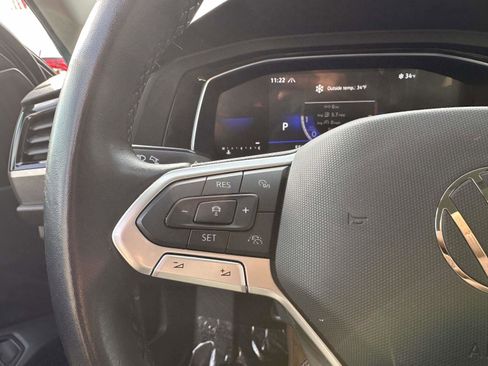 Used 2024 Volkswagen Jetta SE image 26