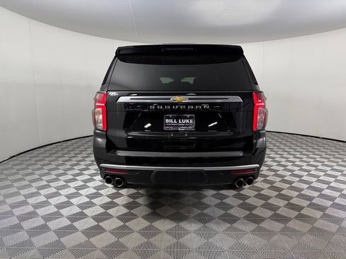 Used 2024 Chevrolet Suburban High Country w/ Premium Package 2 RWD image 8