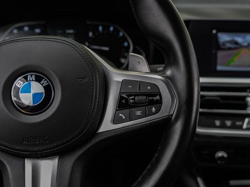 Used 2022 BMW 230i Coupe w/ M Sport Package RWD image 17