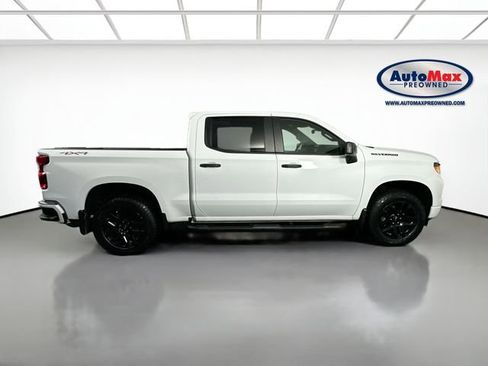 Used 2024 Chevrolet Silverado 1500 Custom AWD/4WD image 9