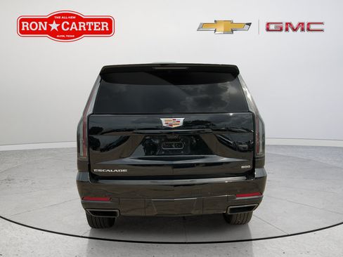 Used 2026 Cadillac Escalade Sport w/ LPO, Floor Liner Package RWD image 5