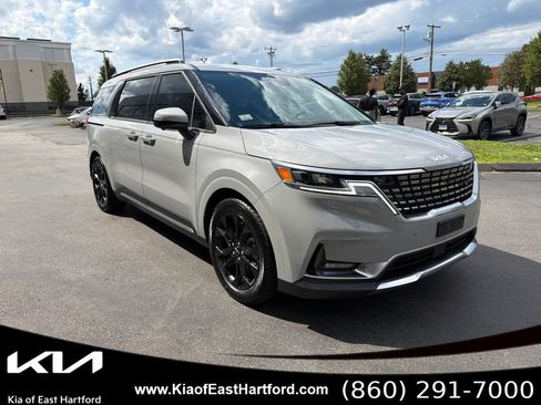 Used 2022 Kia Carnival SX FWD image 5