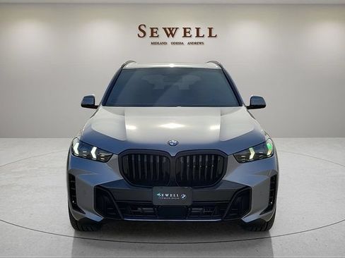Used 2026 BMW X5 xDrive40i w/ M Sport Package AWD/4WD image 8