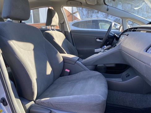 Used 2011 Toyota Prius Two image 18