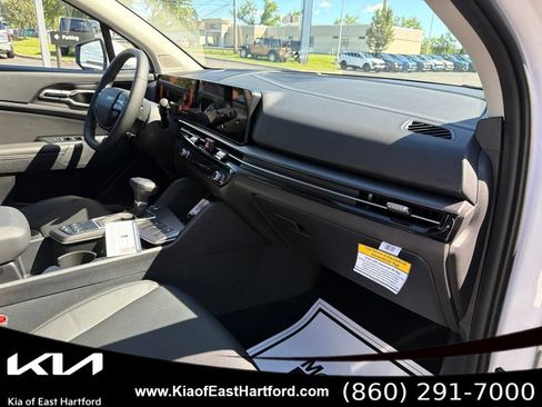 New 2026 Kia Sportage EX AWD/4WD image 12