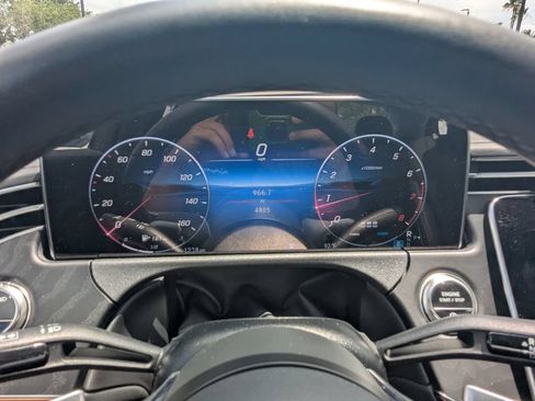 Used 2025 Mercedes-Benz E 350 Sedan image 13