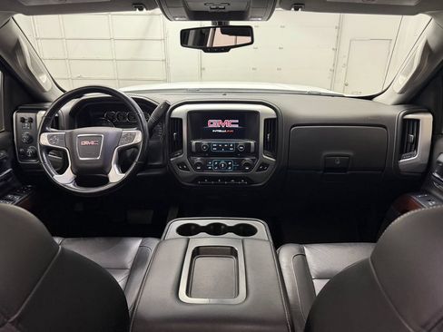 Used 2019 GMC Sierra 2500 SLT w/ Suspension Package, Off-Road AWD/4WD image 14