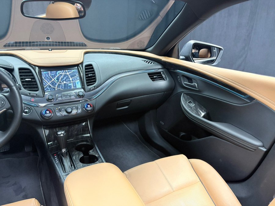 Used 2015 Chevrolet Impala LTZ FWD image 36