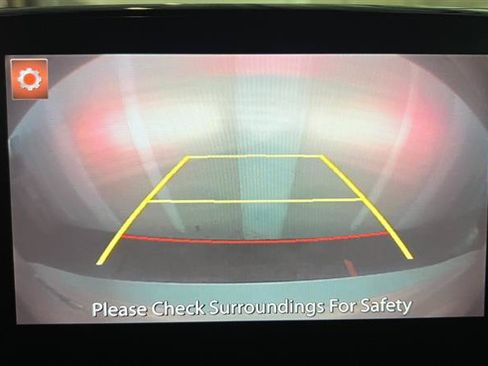 Used 2019 Toyota Yaris LE FWD image 40