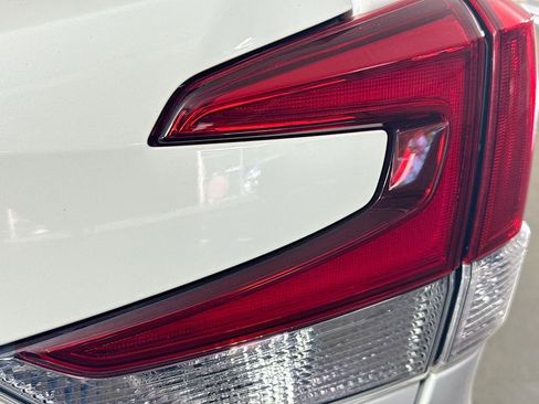 Used 2021 Subaru Forester Premium image 33