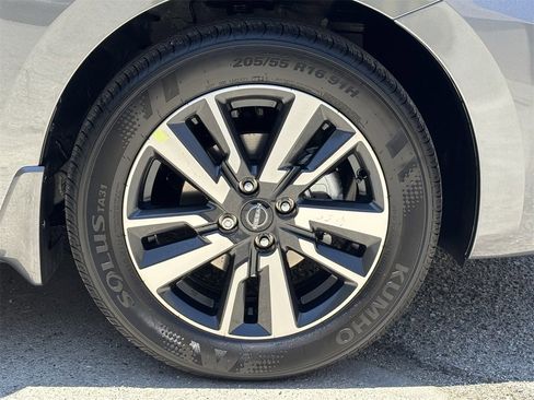 New 2025 Nissan Versa SV w/ Trunk Package image 7