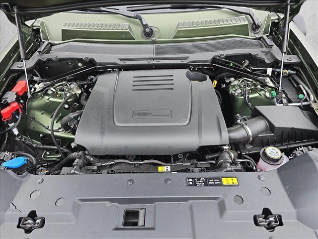 New 2026 Land Rover Defender 110 S AWD/4WD image 29