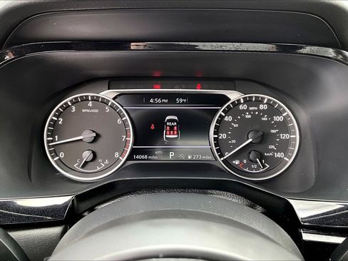 Used 2024 Nissan Pathfinder Rock Creek AWD/4WD image 13