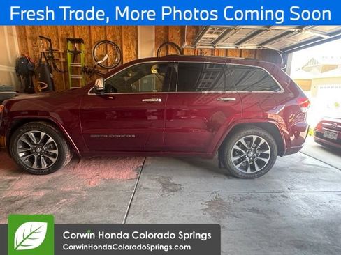 Used 2017 Jeep Grand Cherokee Overland AWD/4WD image 3