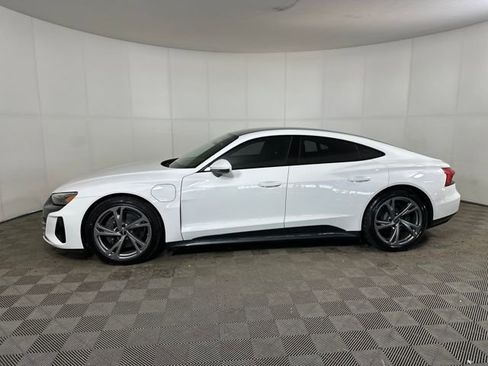 Used 2022 Audi e-tron GT Premium Plus image 6