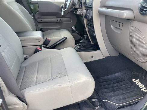 Used 2008 Jeep Wrangler Unlimited Rubicon w/ PWR Convenience Group AWD/4WD image 29