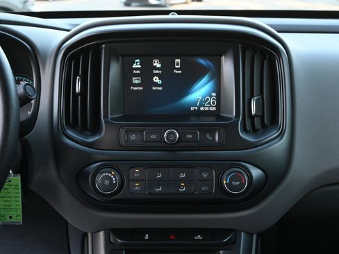 Used 2018 Chevrolet Colorado W/T w/ WT Convenience Package RWD image 25