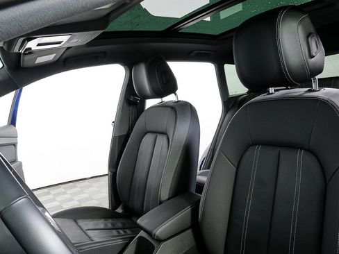 Used 2023 Audi Q4 e-tron Prestige image 5