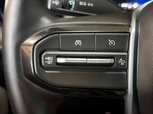 Used 2026 Chevrolet Colorado ZR2 w/ Technology Package AWD/4WD image 23