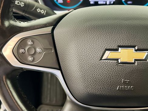 Used 2019 Chevrolet Traverse LT image 18