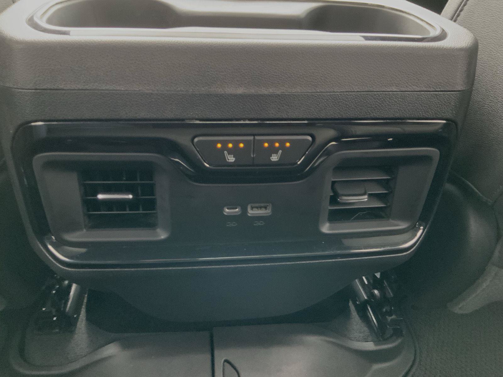 Used 2023 GMC Sierra 1500 AT4 w/ AT4 Premium Package AWD/4WD image 56