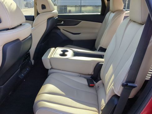 Used 2024 Acura MDX SH-AWD w/ Advance Package image 28