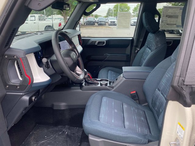 New 2026 Ford Bronco Heritage Edition AWD/4WD image 9