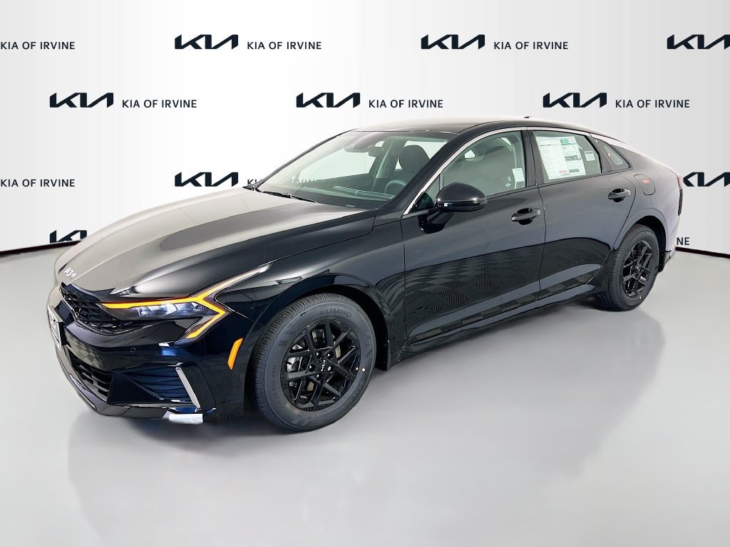 New 2026 Kia K5 LXS FWD image 3