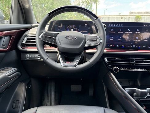 New 2026 Chevrolet Traverse Z71 w/ Enhanced Driving Package AWD/4WD image 22