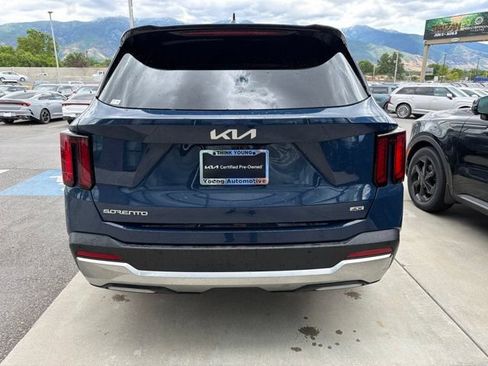 Certified 2024 Kia Sorento S AWD/4WD image 6