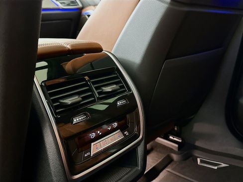 Used 2022 BMW X6 M50i w/ Executive Package image 27