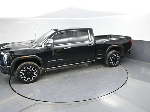 Used 2025 GMC Sierra 2500 Denali Ultimate AWD/4WD image 30