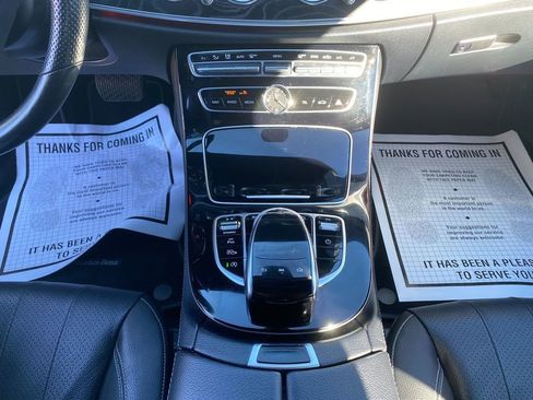 Used 2017 Mercedes-Benz E 300 4MATIC image 22