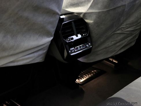 Used 2026 BMW iX xDrive60 w/ M Sport Package image 23