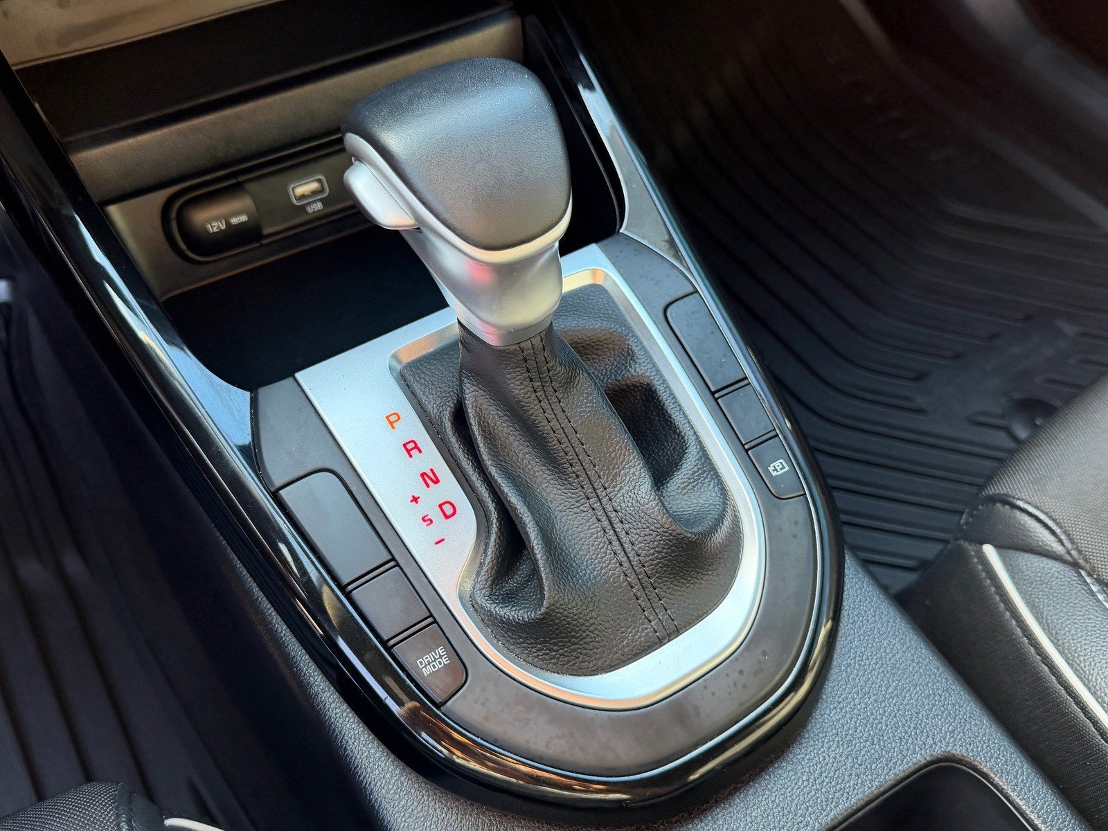 Certified 2024 Kia Forte GT-Line FWD image 35