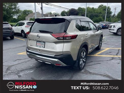 Used 2021 Nissan Rogue Platinum AWD/4WD image 5