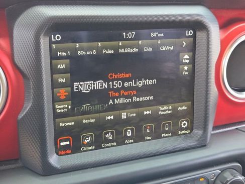 Used 2022 Jeep Gladiator Rubicon w/ LED Lighting Group AWD/4WD image 20