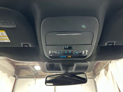 Used 2025 Ford F150 Lariat w/ Equipment Group 501A Mid image 38