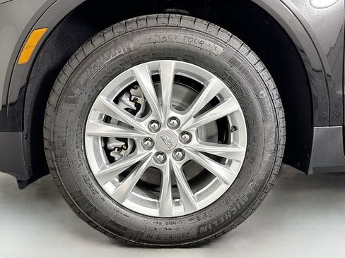 New 2026 Cadillac XT5 Luxury image 29