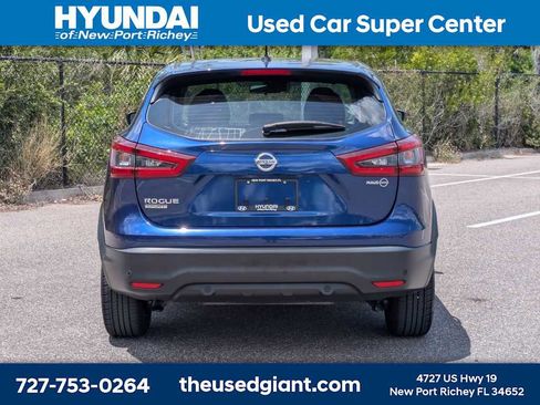Used 2020 Nissan Rogue Sport S FWD image 4