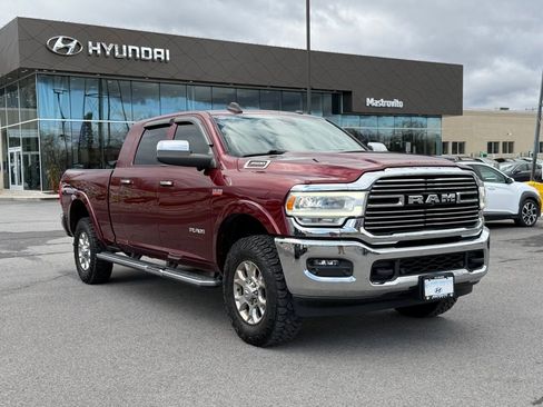 Used 2019 RAM 3500 Laramie AWD/4WD image 2