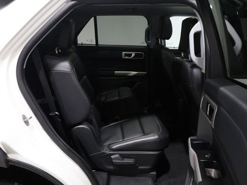 Used 2024 Ford Explorer XLT w/ Equipment Group 202A image 29