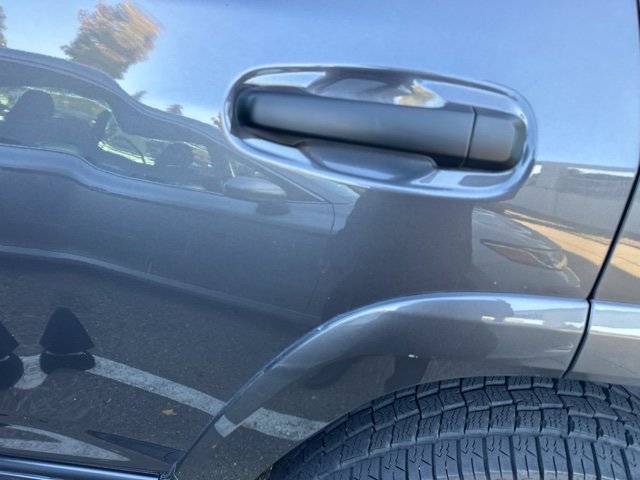 Used 2021 Toyota 4Runner Limited AWD/4WD image 23