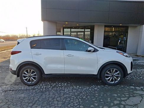 Certified 2022 Kia Sportage Nightfall Edition w/ Nighfall AWD Premium Package image 7