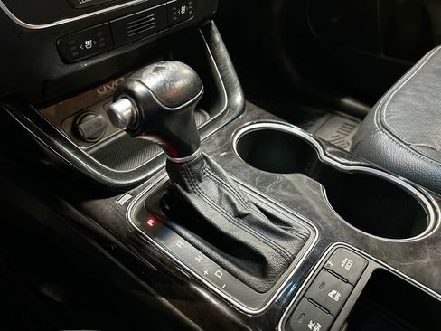 Used 2014 Kia Sorento SX w/ 3rd Row Package image 17